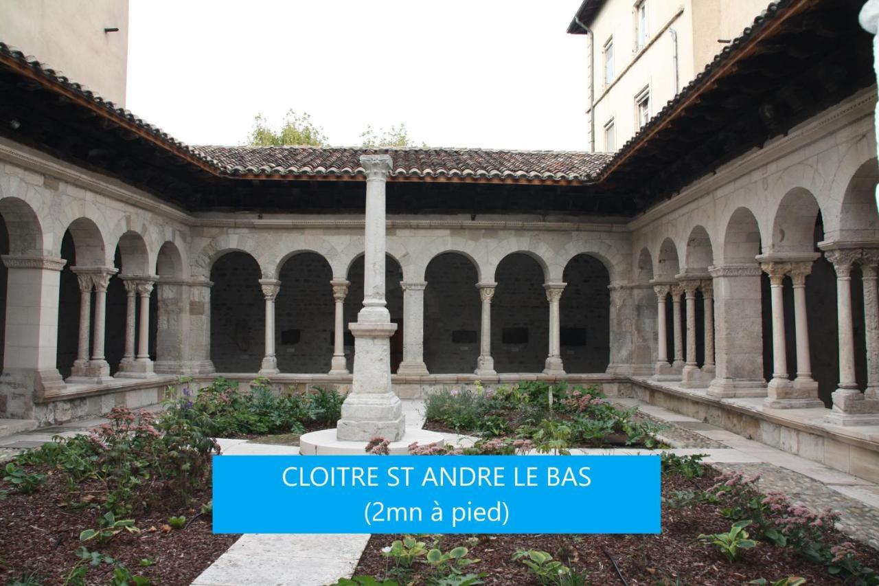 Appartement Netflix Centre De Vienne Pres De Lyon Exterior foto