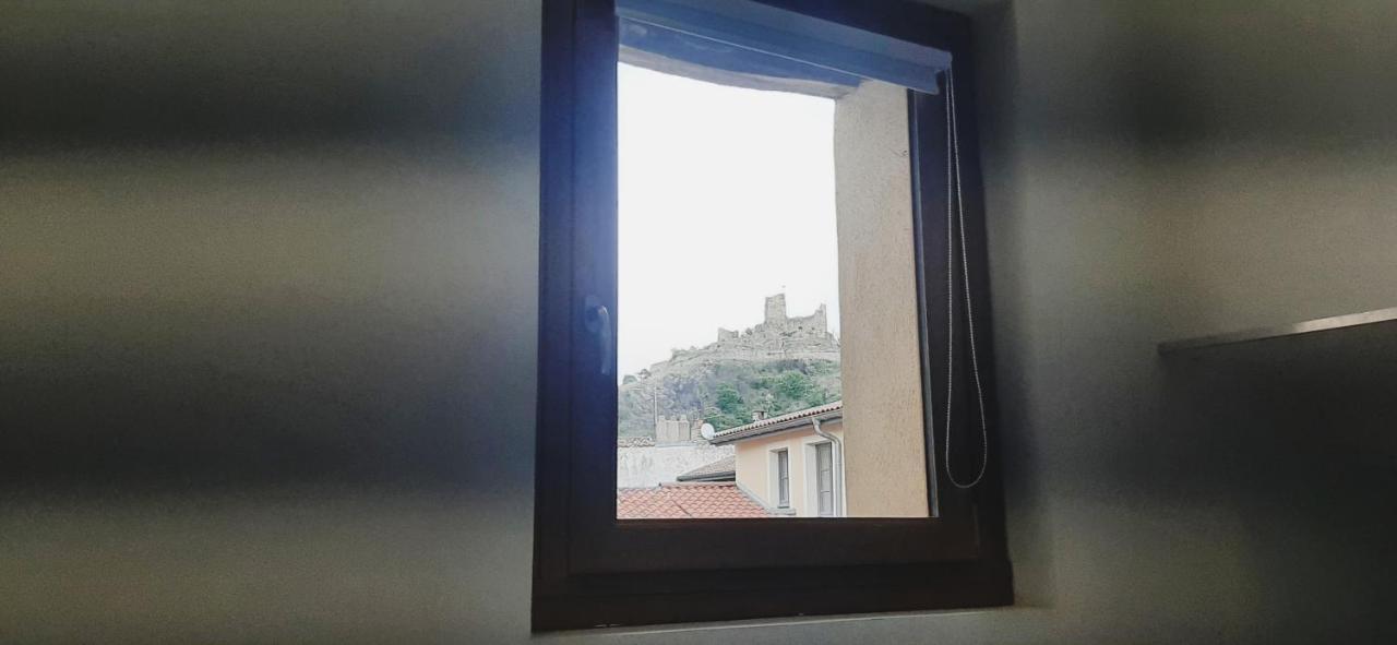 Appartement Netflix Centre De Vienne Pres De Lyon Exterior foto